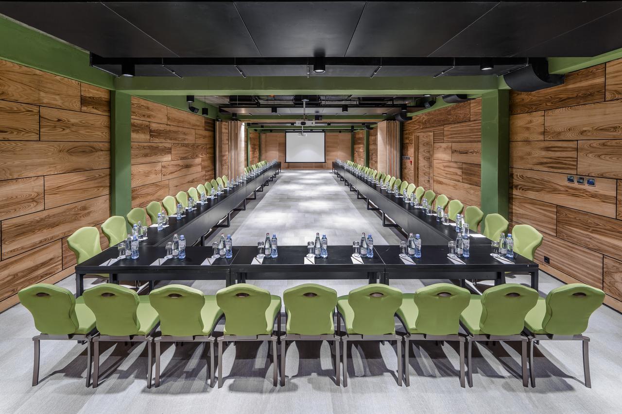 Iota Hotel Тбилиси Екстериор снимка The conference room